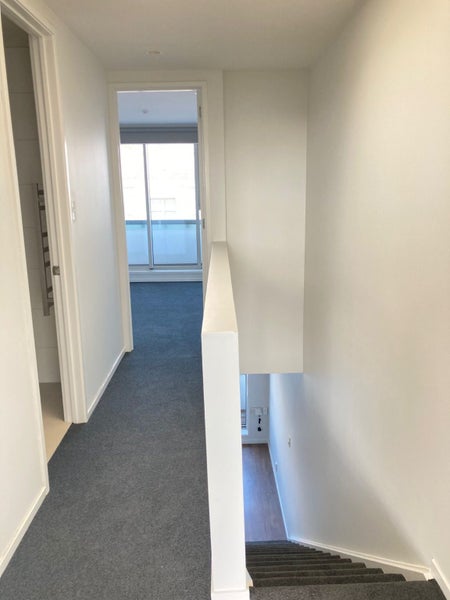 9/2 Collingwood Street, Freemans Bay, Auckland - Carousel 2