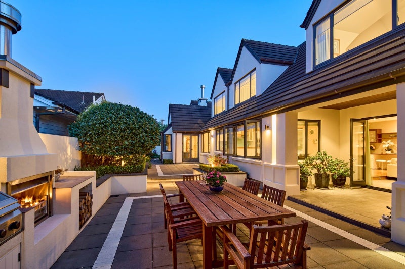 15 Hautana Square, Woburn, Lower Hutt - Carousel 1