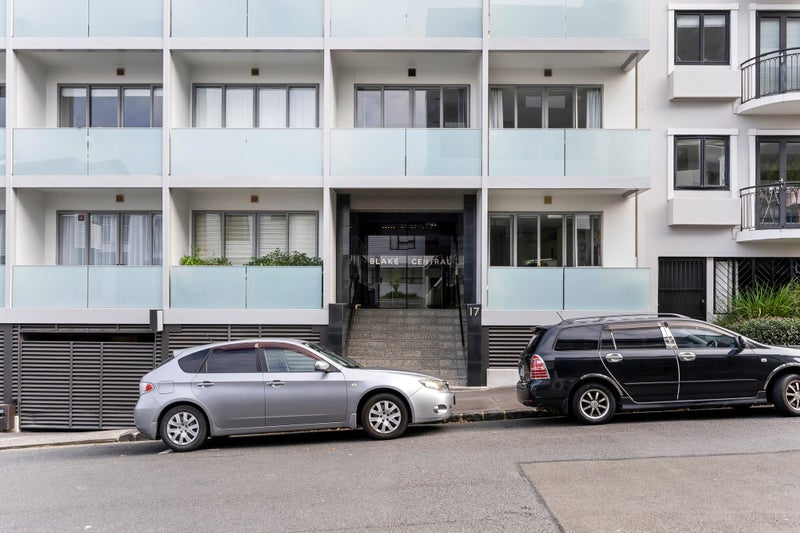 1O/17 Blake Street, Ponsonby, Auckland - Carousel 1