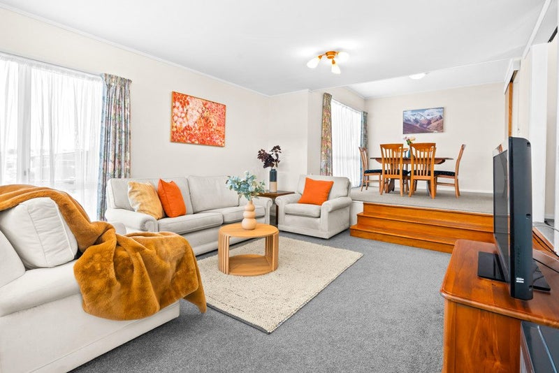 53 Halsey Drive, Lynfield, Auckland - Carousel 1