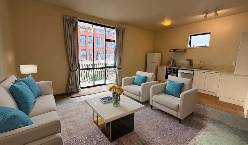 2I/30 Randolph Street, Newton, Auckland - Carousel 2