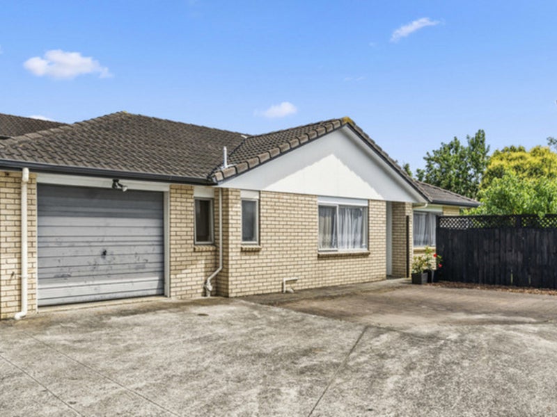 23 Lolim Place, Favona, Auckland - Carousel 1