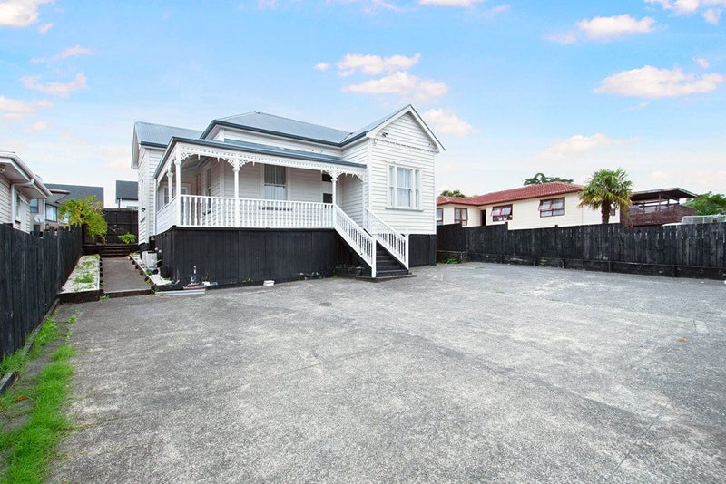 104A Wolverton Street, Blockhouse Bay, Auckland - Carousel 1