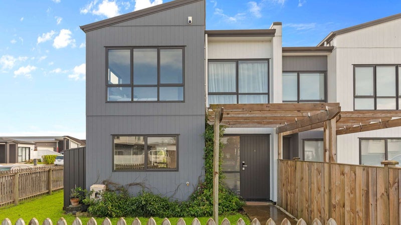 1 Exmoor Road, Karaka, Papakura - Carousel 1