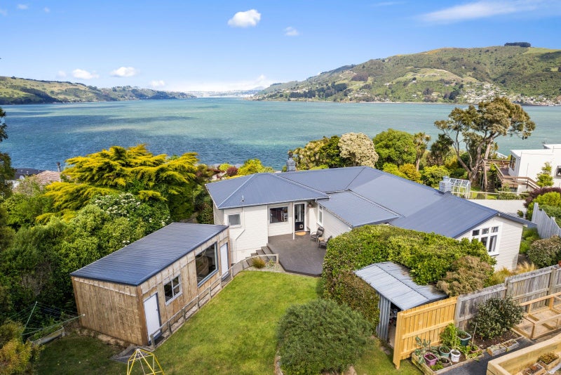 20 Raynbird Street, Company Bay, Dunedin - Carousel 1