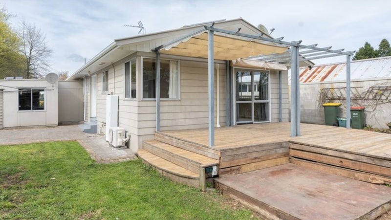 53 Hendon Road, Fairview Downs, Hamilton - Carousel 1