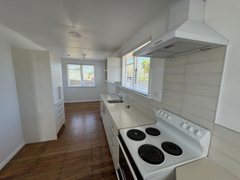 56 Kelwyn Road, Kelston, Auckland - Carousel 2