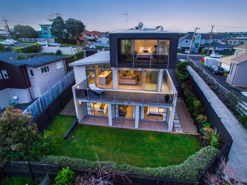 50 Knights Road, Rothesay Bay, Auckland - Carousel 25