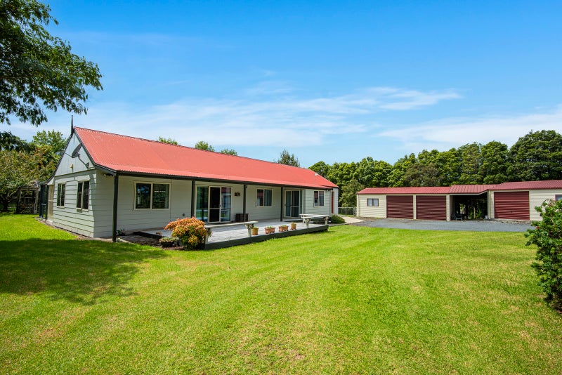 66 Saleyards Road, Kamo - Carousel 2