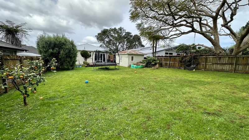 32 Rangipawa Road, One Tree Hill, Auckland - Carousel 12