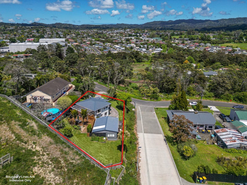 81 Rangeview Road, Sunnyvale, Auckland - Carousel 31