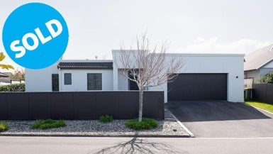 3 Aspen Court, Huntington, Hamilton - Carousel 1