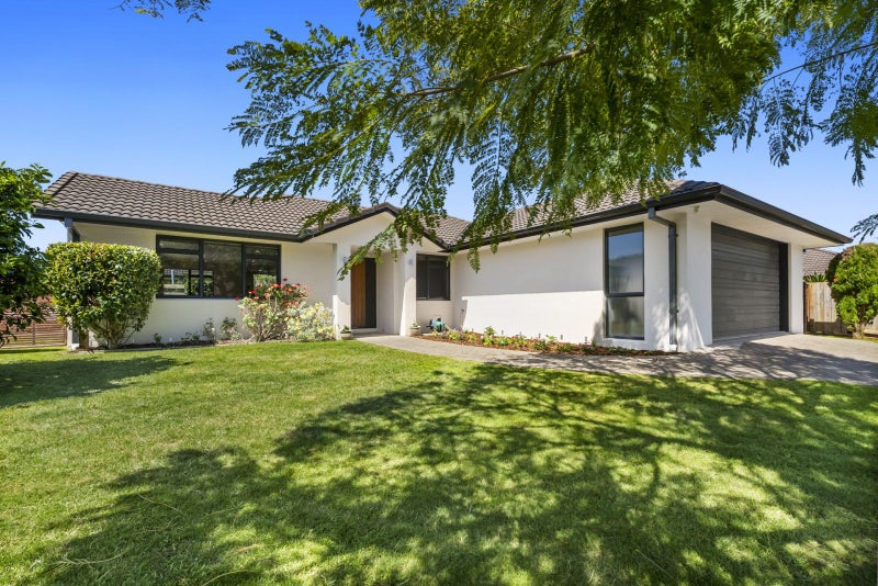10 Lomond Court, Pyes Pa, Tauranga - Carousel 1