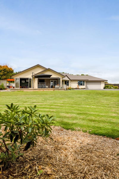 318 Rugby Road, Tariki, Inglewood - Carousel 1