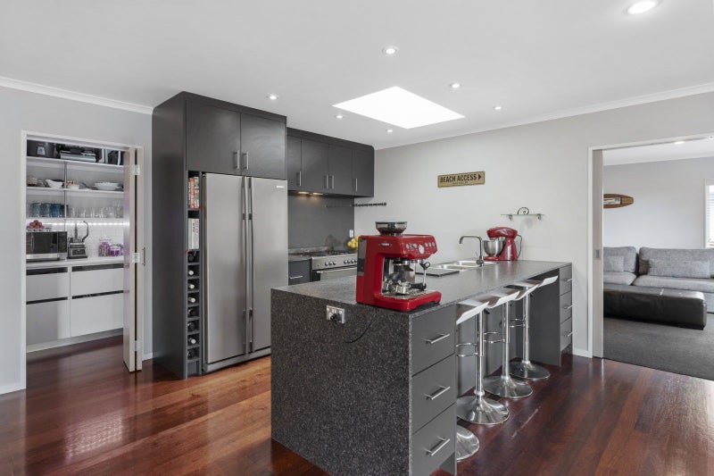 58 Wood Leigh, Paraparaumu Beach, Paraparaumu - Carousel 2