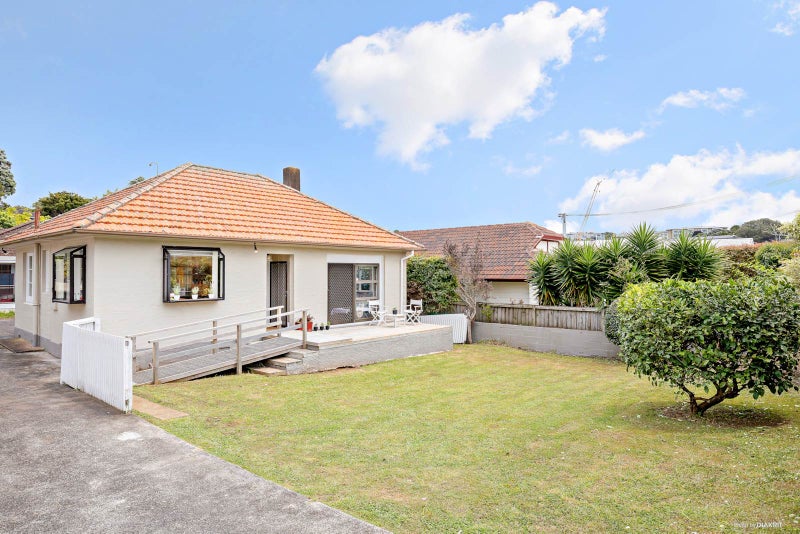 603 Mount Albert Road, Royal Oak, Auckland - Carousel 1