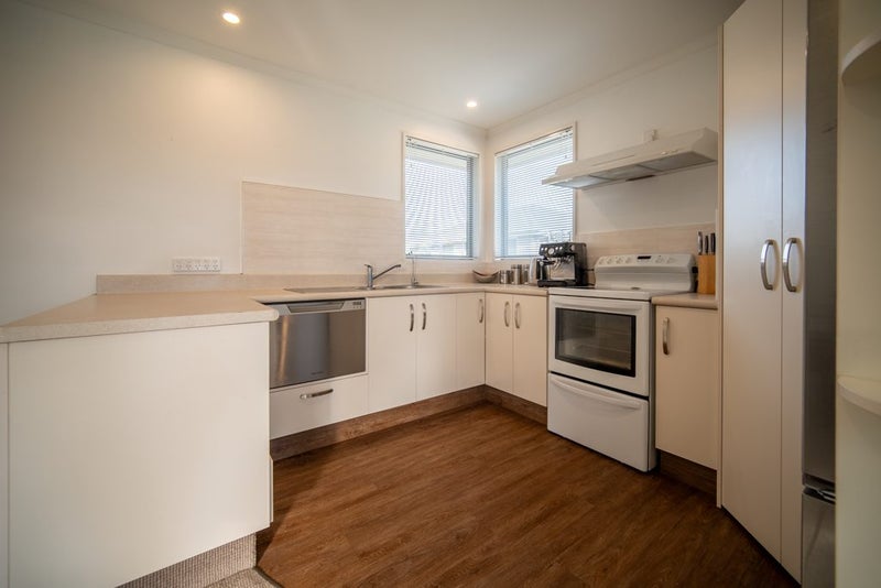 1 Holly Way, Tahunanui, Nelson - Carousel 2