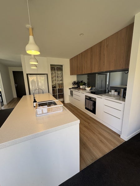 9 Armidale Crescent, Wanaka, Wanaka - Carousel 2