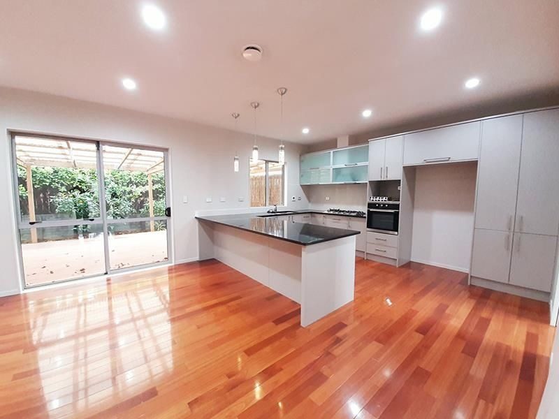 25 Andy Crescent, Flat Bush, Auckland - Carousel 2