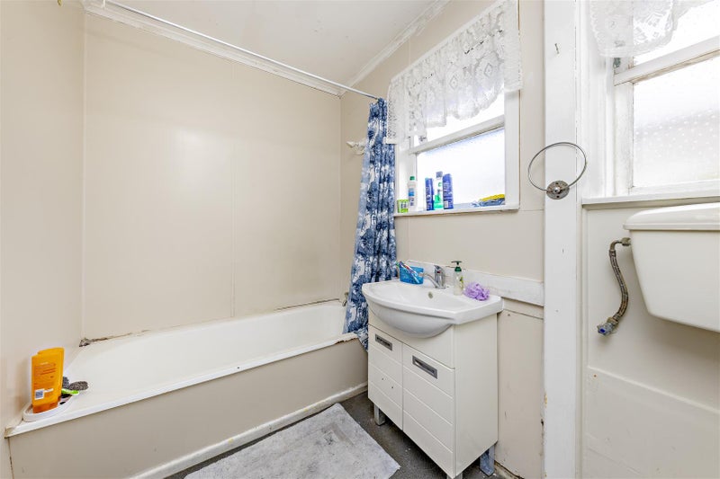 6 Fisher Crescent, Otara, Auckland - Carousel 14