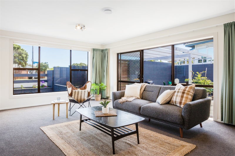 16 Eskdale Road, Papakowhai, Porirua - Carousel 2