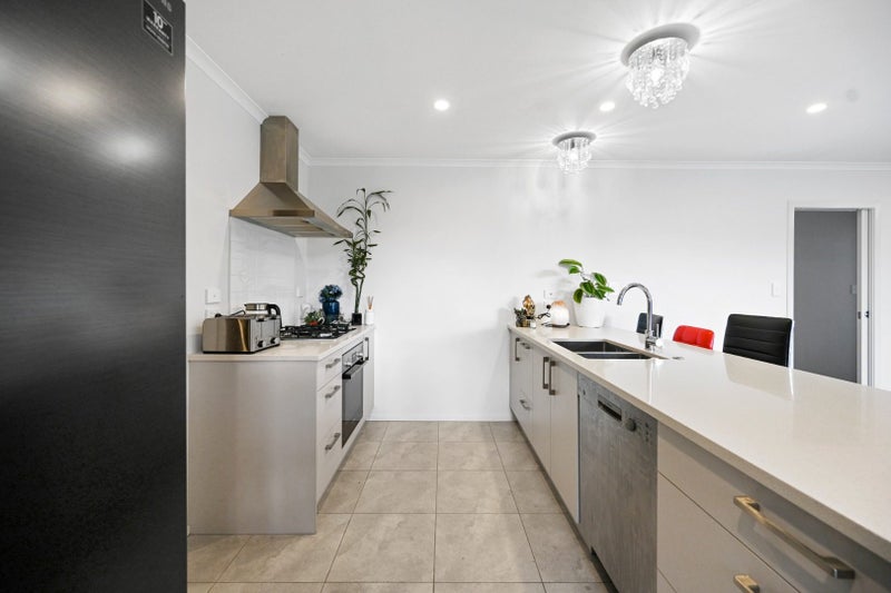 208 Borman Road, Rototuna North, Hamilton - Carousel 2