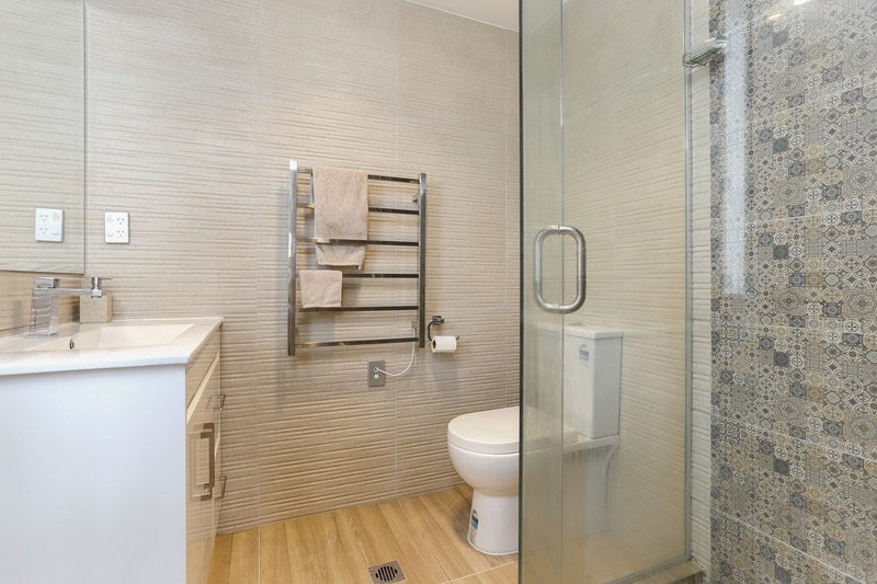 4225D Great North Road, Glendene, Auckland - Carousel 9