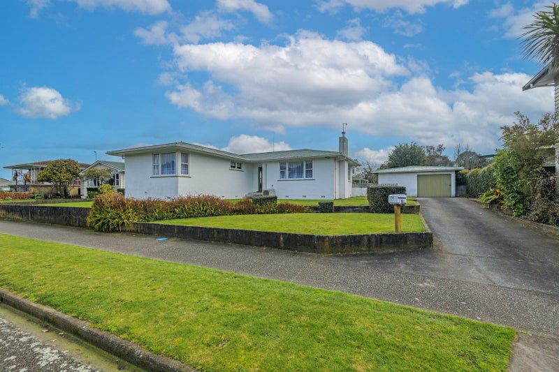 5 Dittmer Drive, Awapuni, Palmerston North - Carousel 1