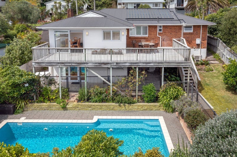 43 Newhaven Terrace, Mairangi Bay, Auckland - Carousel 2