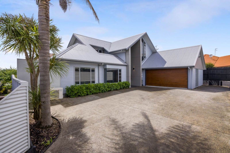 15B Lamia Place, The Gardens, Auckland - Carousel 2