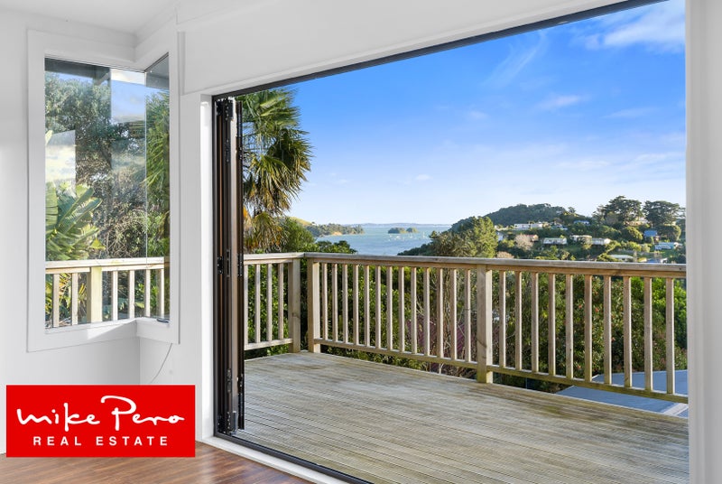 11 Erua Road, Ostend, Waiheke Island - Carousel 1