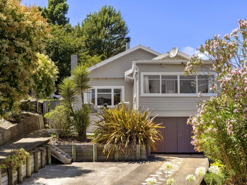 65 Russell Street, Stepneyville, Nelson - Carousel 1