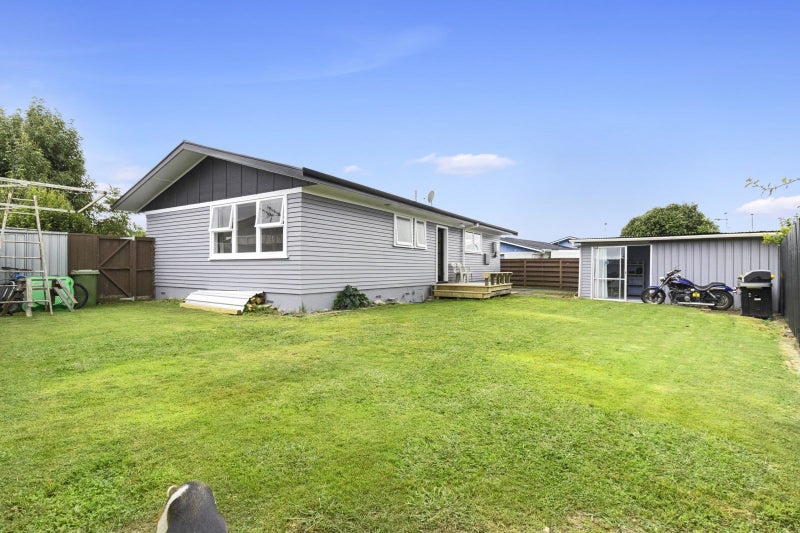 11 Dalton Crescent, Dinsdale, Hamilton - Carousel 2