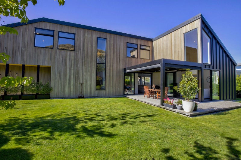 11 Stewart Street, Frankton, Queenstown - Carousel 2