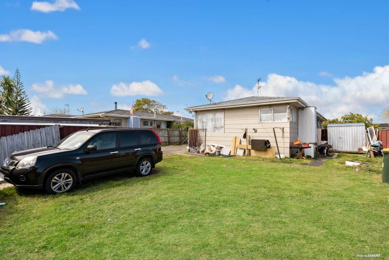 2/9 Sharland Avenue, Manurewa, Auckland - Carousel 2