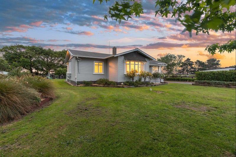 260 Waitohi Road, Palmerston North - Carousel 1