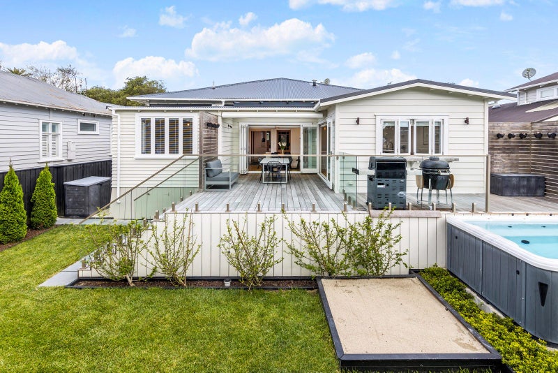 12 Westminster Road, Mount Eden, Auckland - Carousel 2