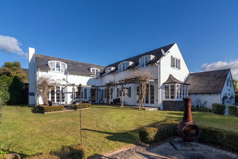 31 Walford Drive, Lynmore, Rotorua - Carousel 1