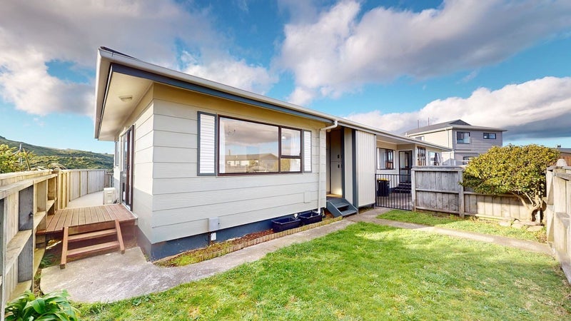 41A Sunhaven Drive, Newlands, Wellington - Carousel 1