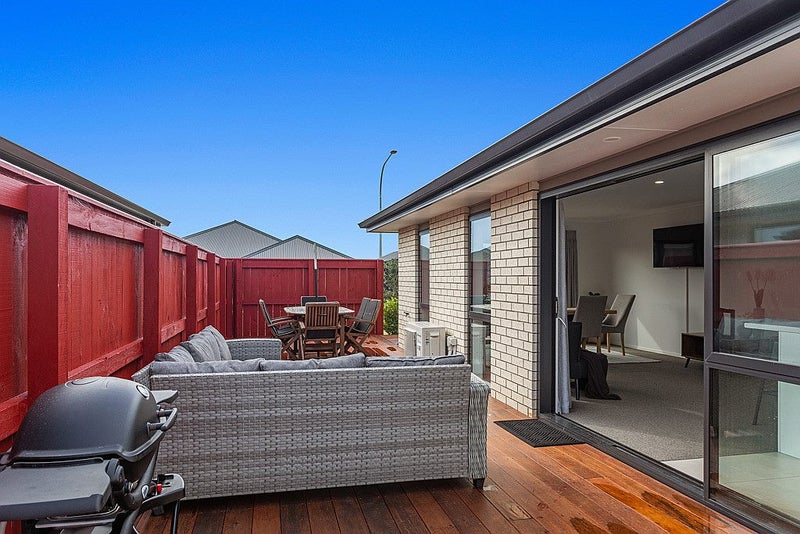 1 Karearea Drive, Coastlands, Whakatane - Carousel 24