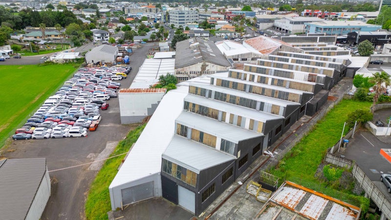 6 Fort Richard Road, Otahuhu, Auckland - Carousel 1