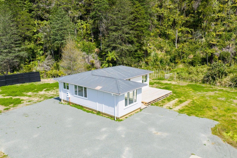 2523 State Highway 1, BRYNDERWYN - Carousel 2