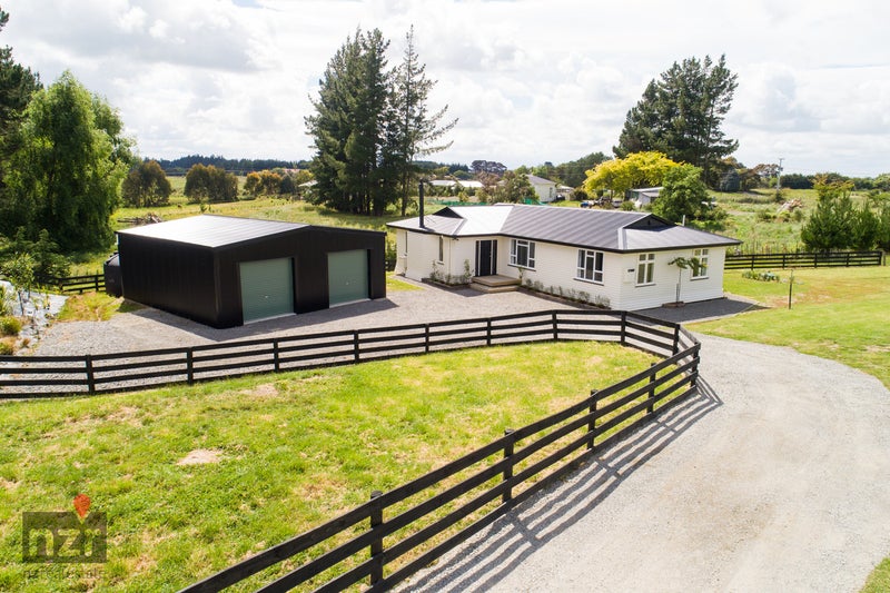15 Clive Street, Halcombe, Feilding - Carousel 20