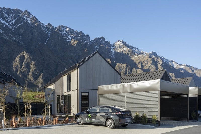 7 Escalator Avenue, Jacks Point, Queenstown - Carousel 1