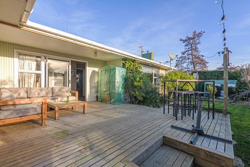 15 Acacia Street, Kelvin Grove, Palmerston North - Carousel 2