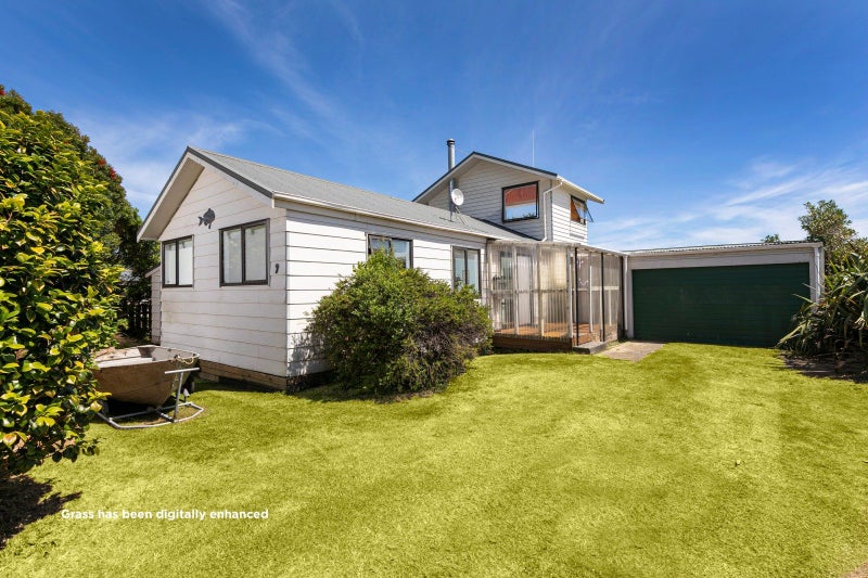 9 Johnston Crescent, Haast - Carousel 2