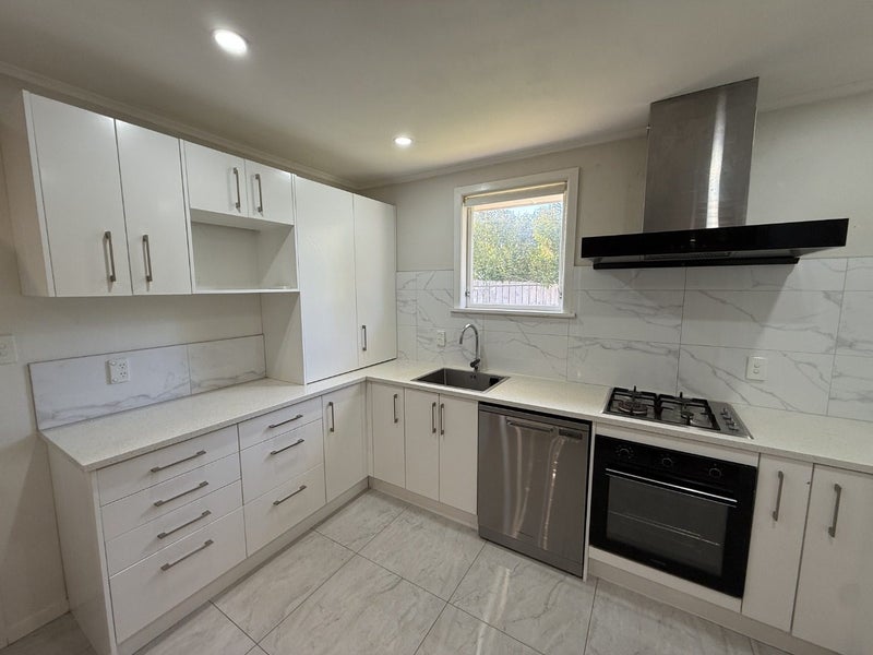 3/142A Great South Road, Manurewa, Auckland - Carousel 1