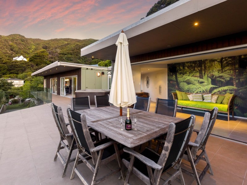 14 Chanel Grove, Waterloo, Lower Hutt - Carousel 2