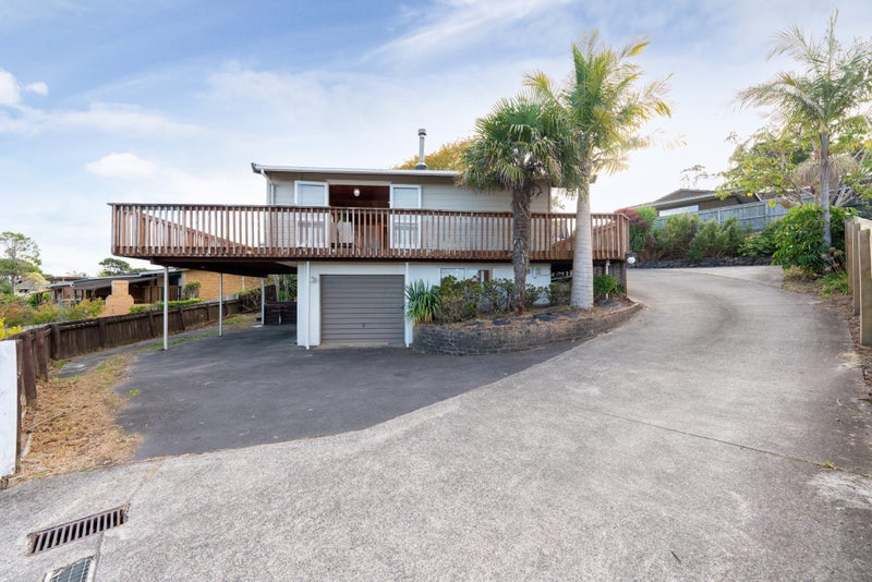 58 Grenada Avenue, Forrest Hill, Auckland - Carousel 2