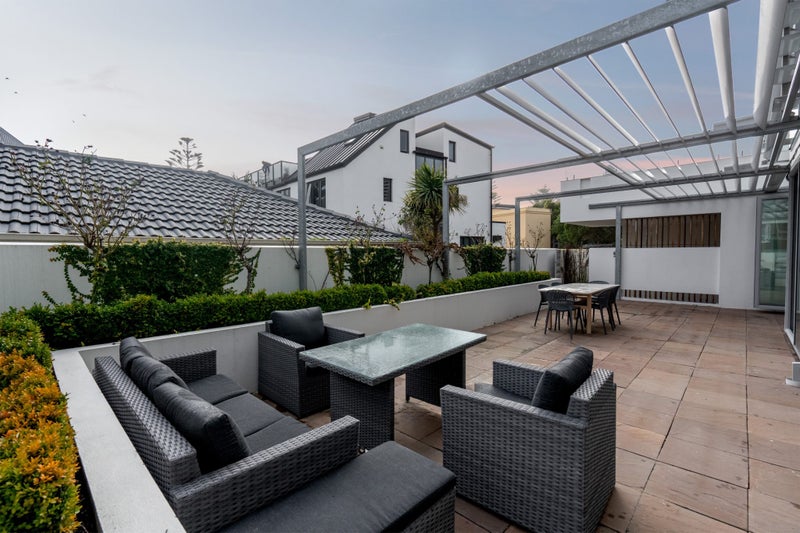 4/22 Esplanade, Sumner, Christchurch - Carousel 2